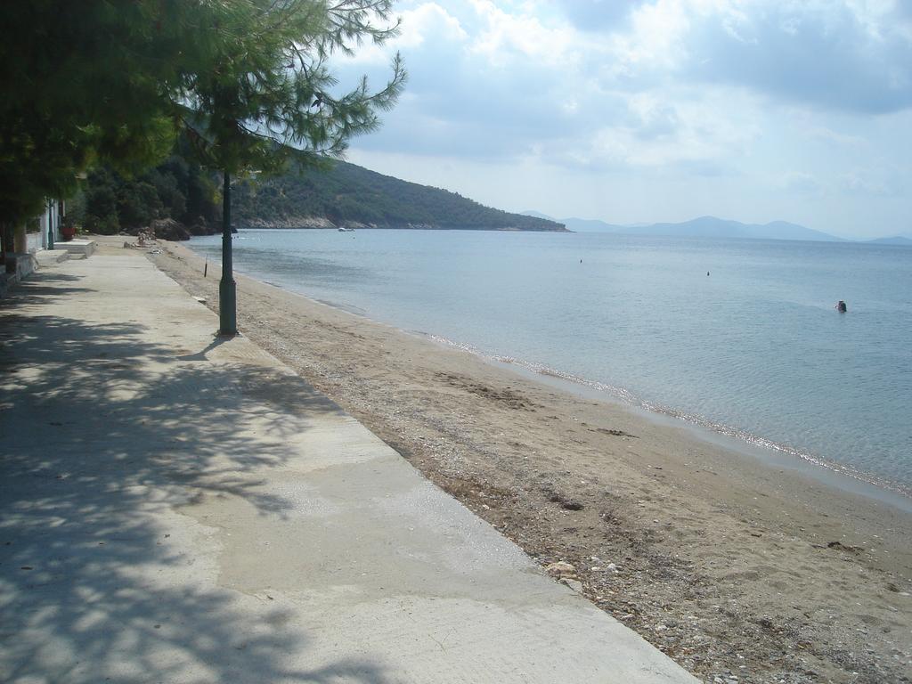 Stelios Seaside House Villa Лефокастро Екстериор снимка